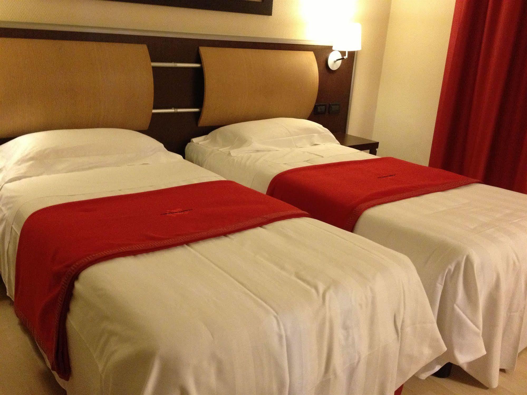 Stadio Hotel Piacenza Eksteriør bilde